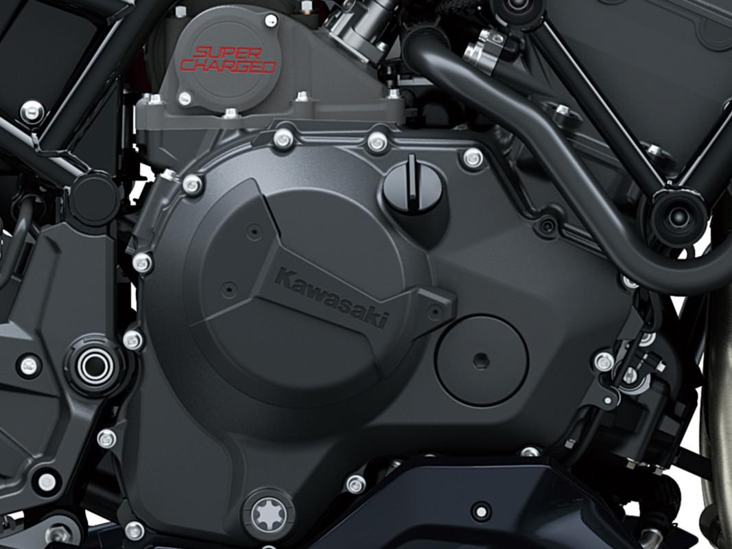 Rásegítős csúszókuplung