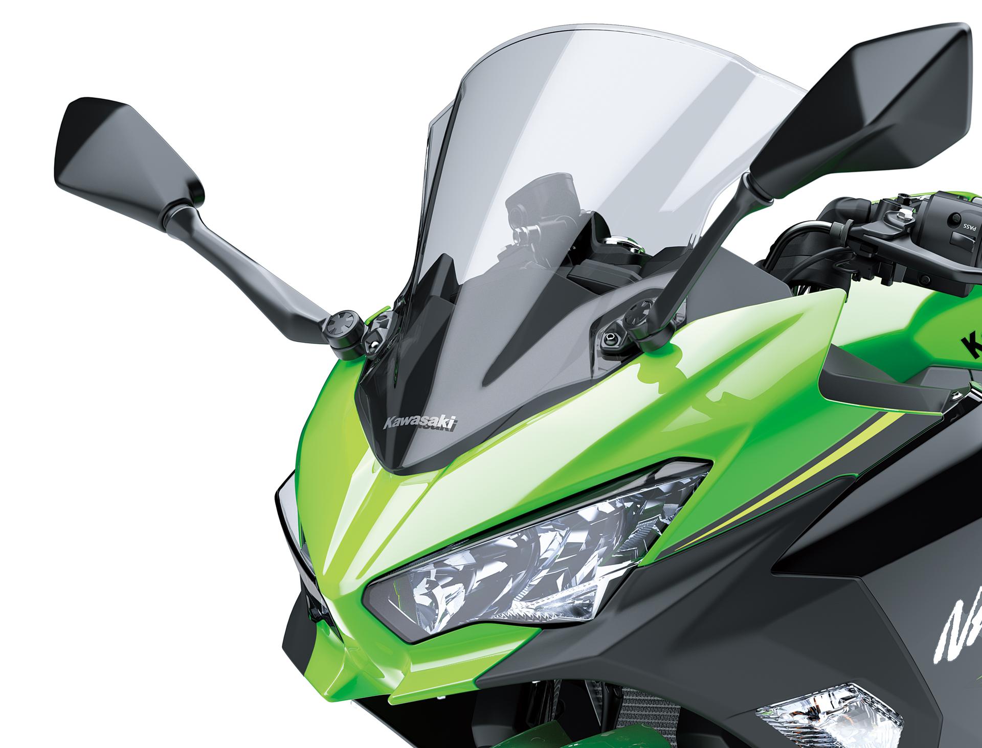 Nagy, füstszínű szélvédő (Ninja 400)