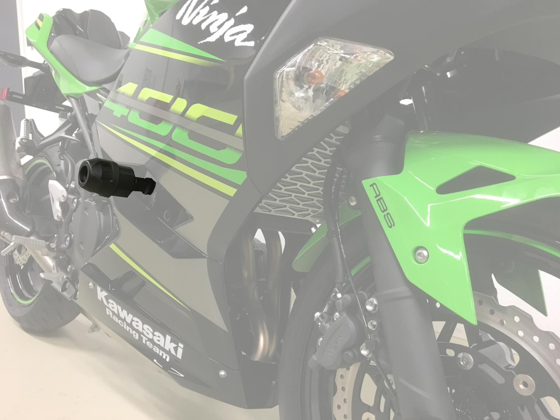 Bukógombák (Ninja 400)