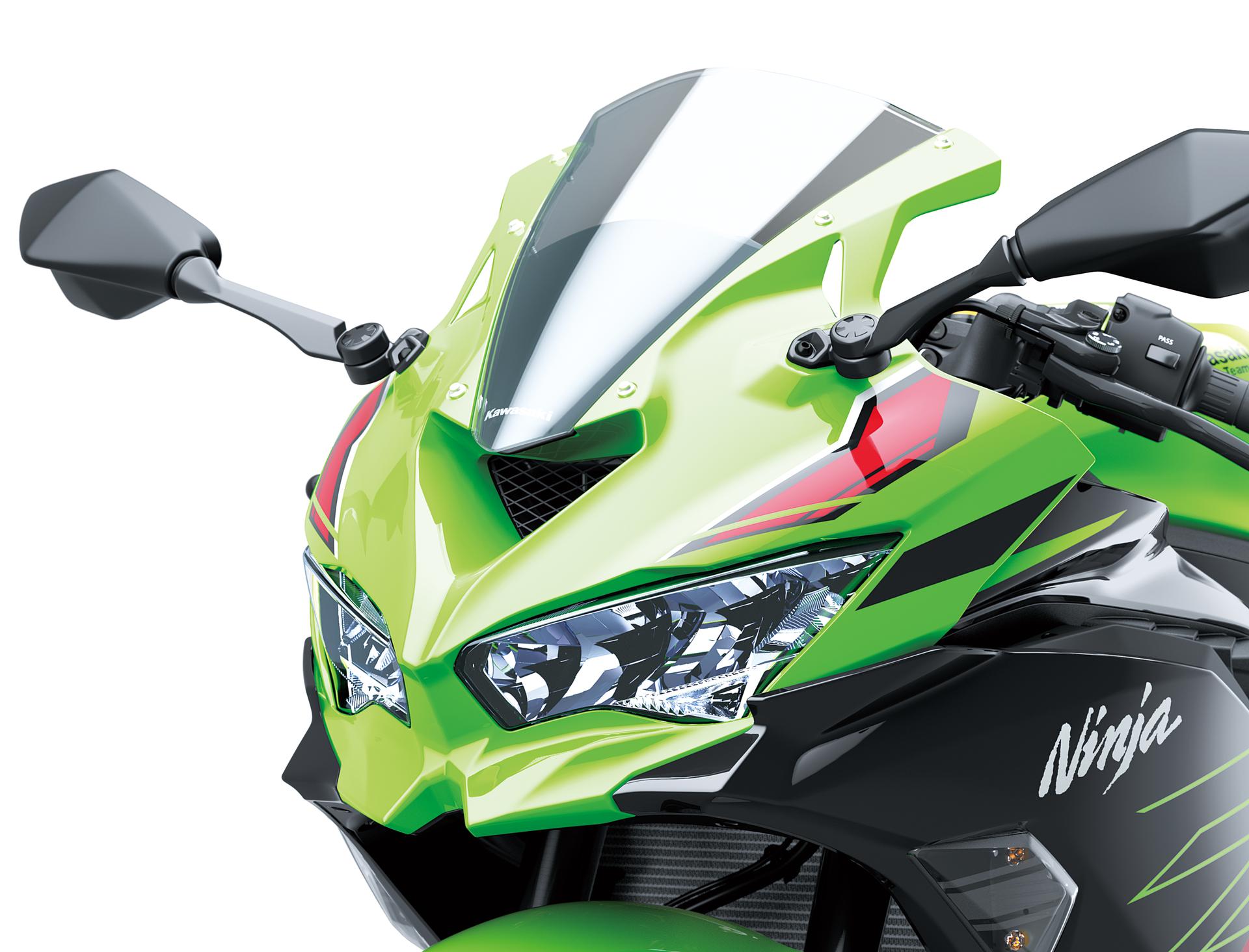 Füstszínű szélvédő (Ninja ZX-4R/RR)