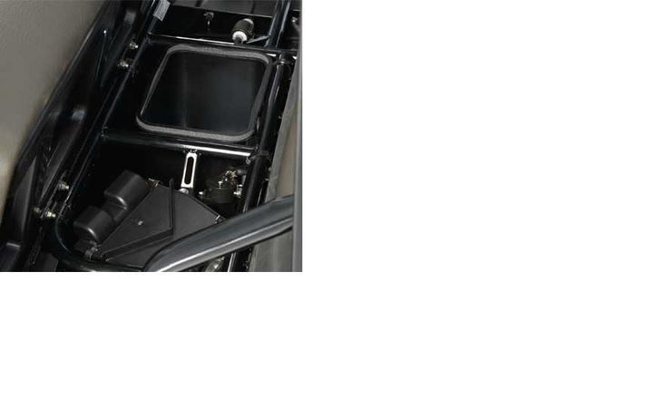 Ülés alatti tárolódoboz (MULE SX modellhez)