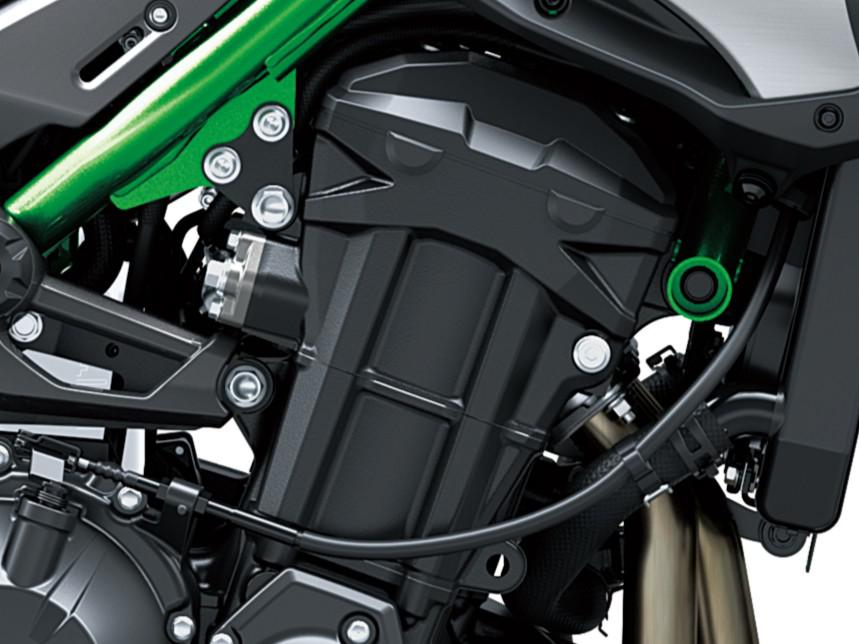 Soros négyhengeres motor