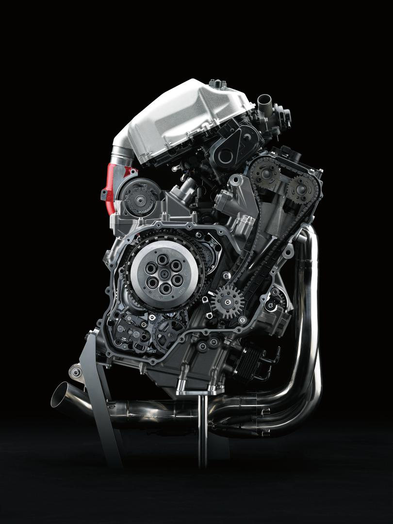 Hidraulikus kuplung és visszaforgás-gátló