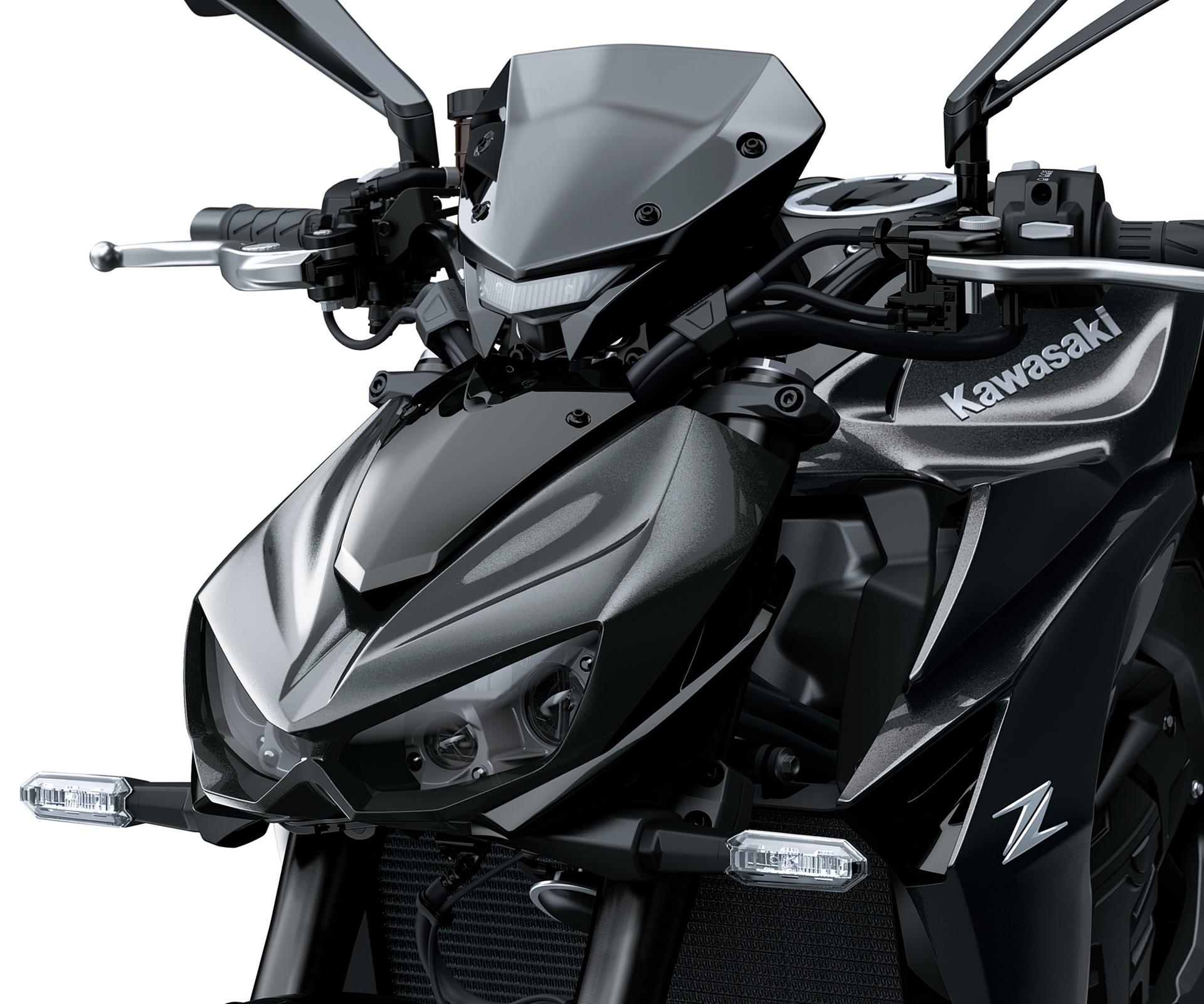 Nagy, füstszínű műszertakaró idom (Z e-1)