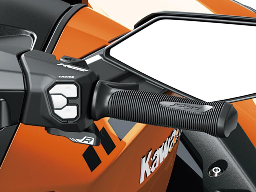 Elektronikus sebességtartó automatika